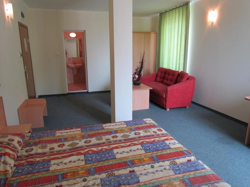 סאני ביץ' Family Hotel Aurelia מראה חיצוני תמונה
