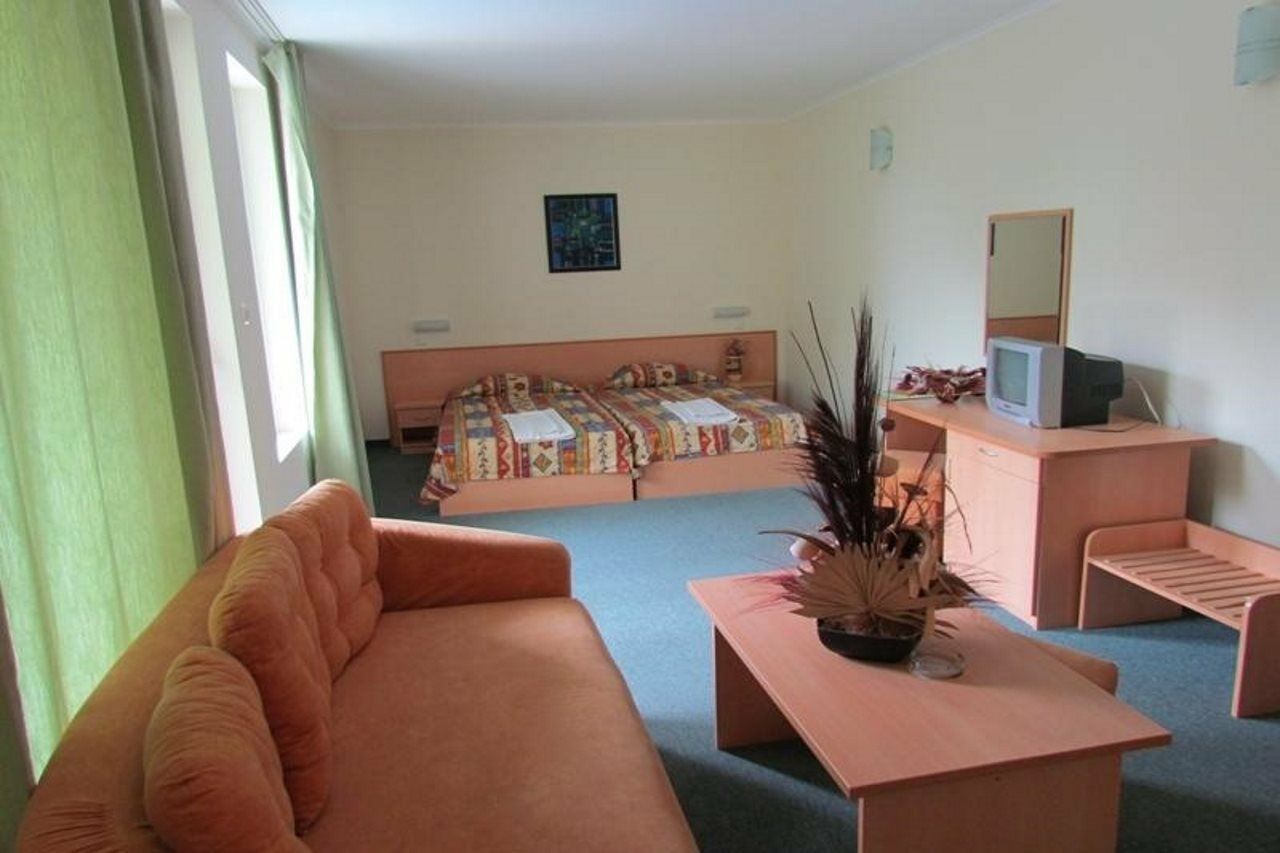 סאני ביץ' Family Hotel Aurelia מראה חיצוני תמונה